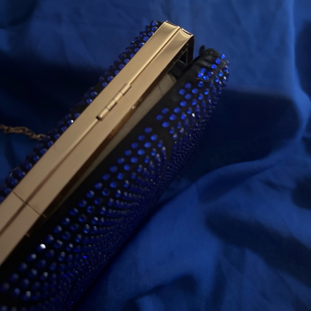 Stunning Blue Rhinestone Clutch – New with Defects💎 - Picture 8 of 8